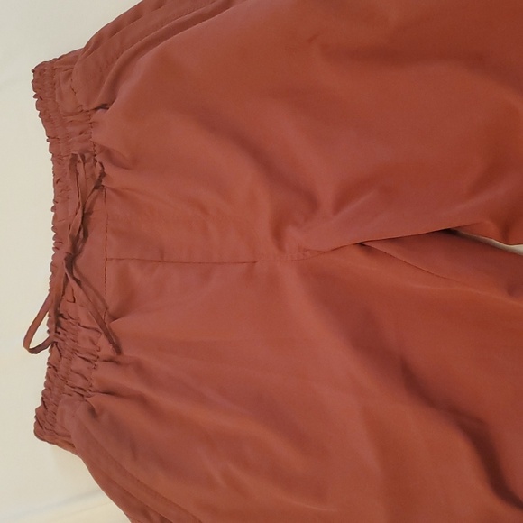 Pink dry-quick stretchtech pants - Picture 3 of 5